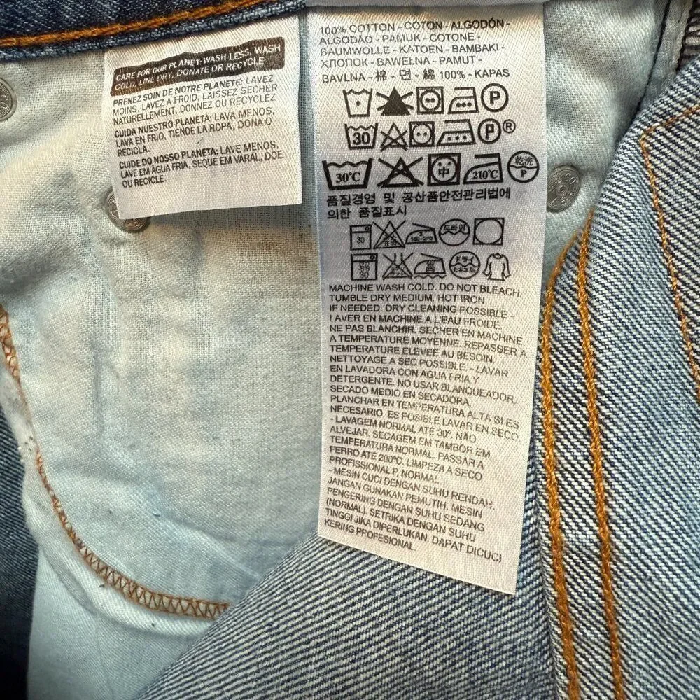 Vintage Y2K Levi's 550 Denim Jeans Size 38 x 34